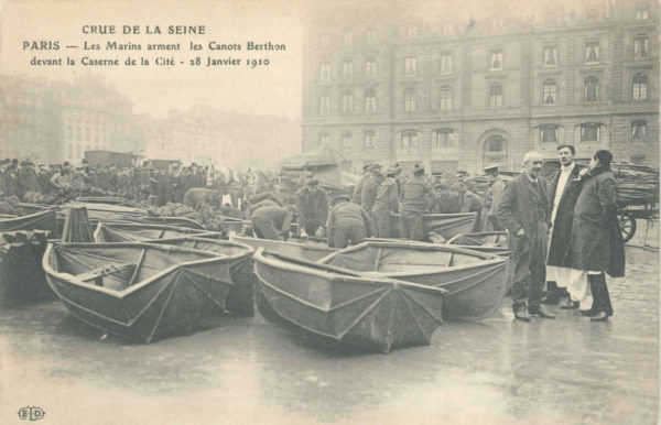 Berthon Collapsible Lifeboat being used during the Paris flood of 1910. Crue De La Seine