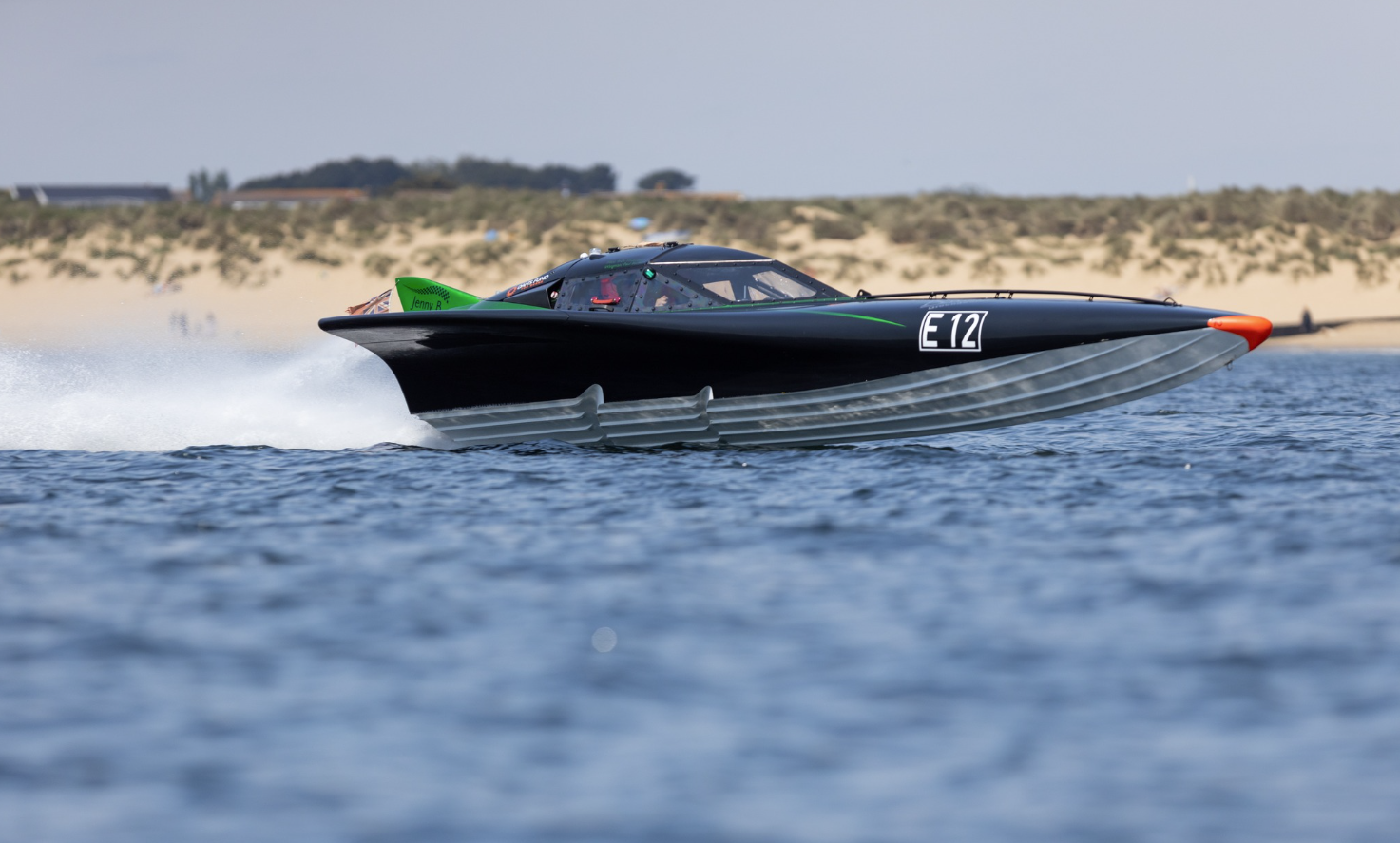 powerboat racing lymington
