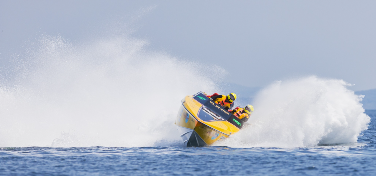 powerboat racing lymington